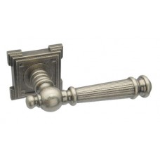 Ручка дверная на квадратной розетке Adden Bau Vintage Castello Vq212 Aged Silver, Серебро состаренная