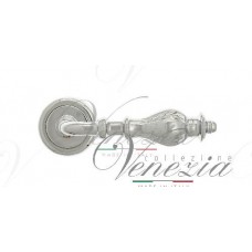 Ручка дверная на круглой розетке Venezia Gifestion D1 Хром полированный