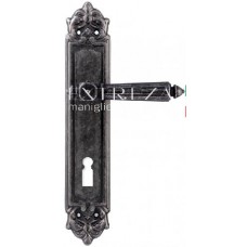 Ручка дверная на планке под цилиндр Extreza "LEON" (Леон) 303 PL02 KEY серебро античная F45