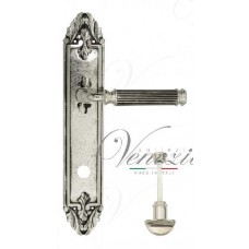 Ручка дверная на планке с фиксатором Venezia Mosca WC-2 PL90 натуральное серебро + черный
