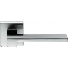 Дверная ручка на квадратной розетке COLOMBO Zelda MM11R-CM матовый хром